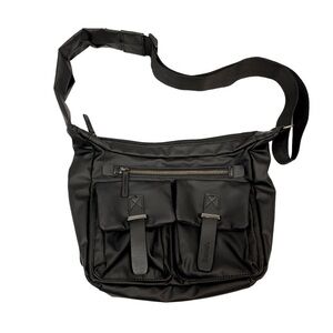 Bench messenger bag crossbody bag black like new